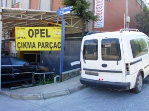 Opel Combo Arka gamurluk - Opel Çıkma Parça