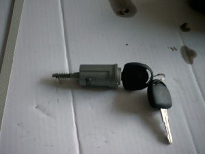 Opel Corsa Çıkma Kontak Göbegi ve Anahtarı - Opel Çıkma Parça